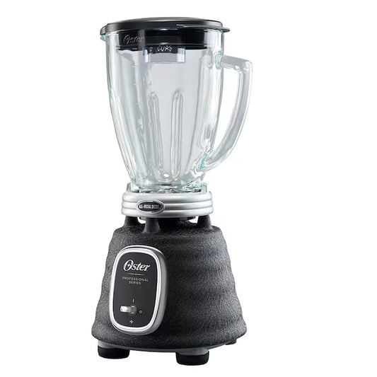 Licuadora Oster negra con vaso de vidrio y base texturizada, control de palanca frontal.