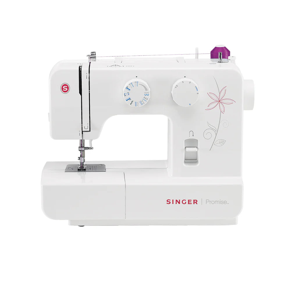 Máquina de coser Singer blanca con 12 puntadas, dial selector y diseño floral rosa claro.