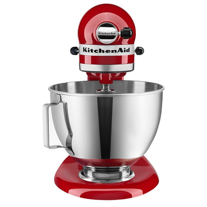 Batidora de pie KitchenAid roja con tazón de acero inoxidable de 6 cuartos y diseño clásico robusto.