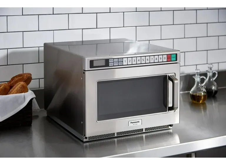 Microondas Profesional Panasonic 18L 1700W NE-17521 - 220V